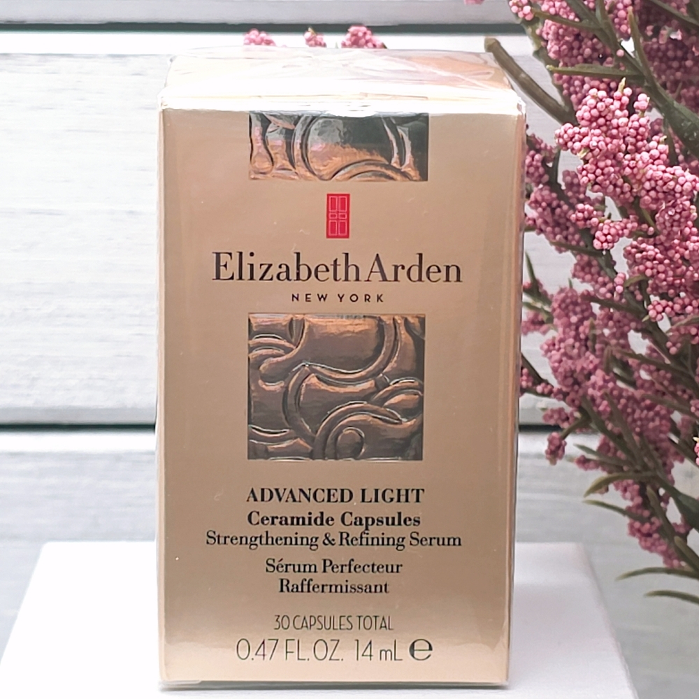 Elizabeth Arden Advanced Light Ceramide Capsules